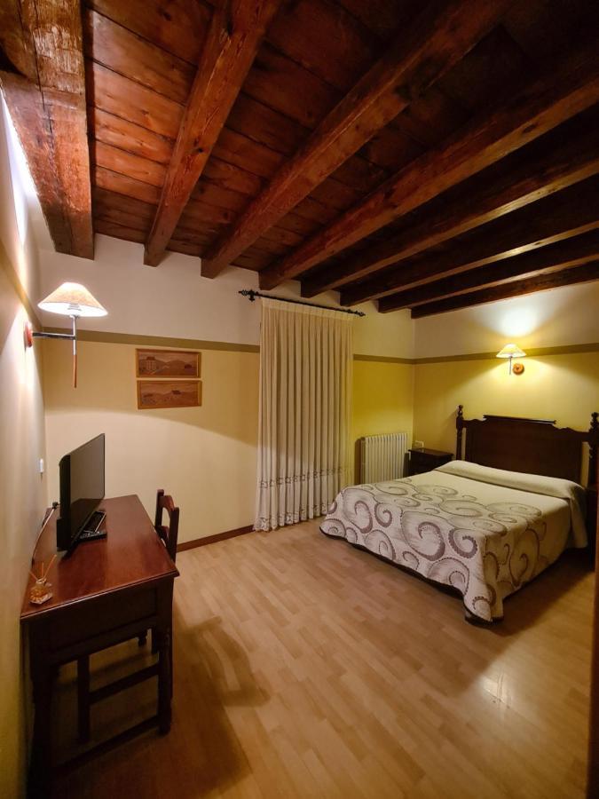 Hostal Las Nieves Salduero Extérieur photo
