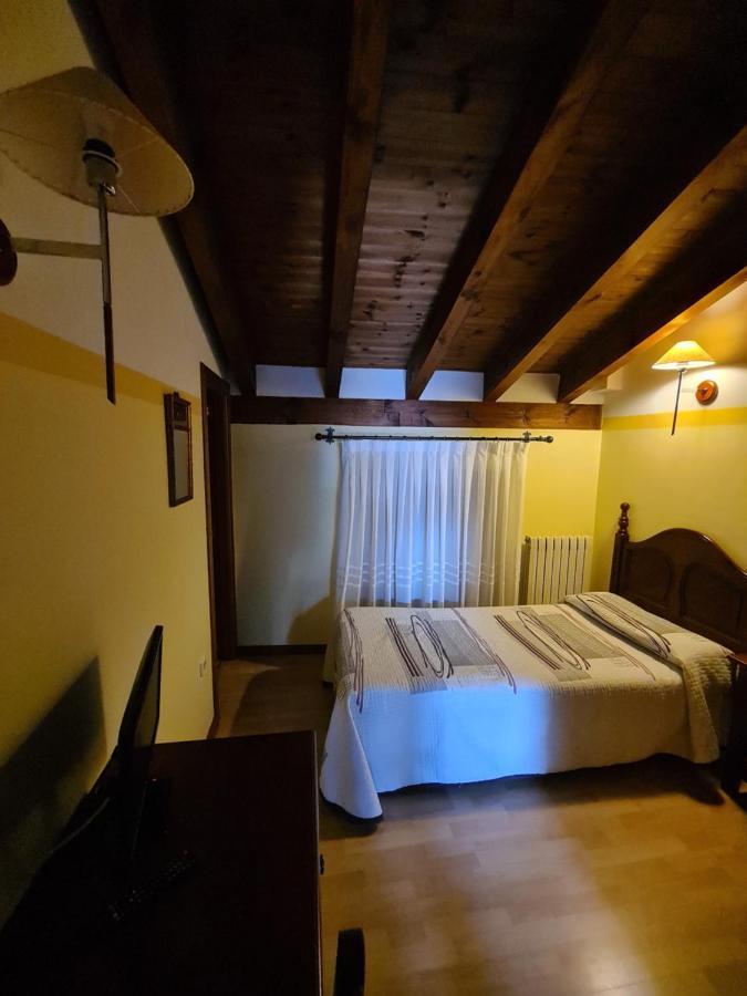 Hostal Las Nieves Salduero Extérieur photo
