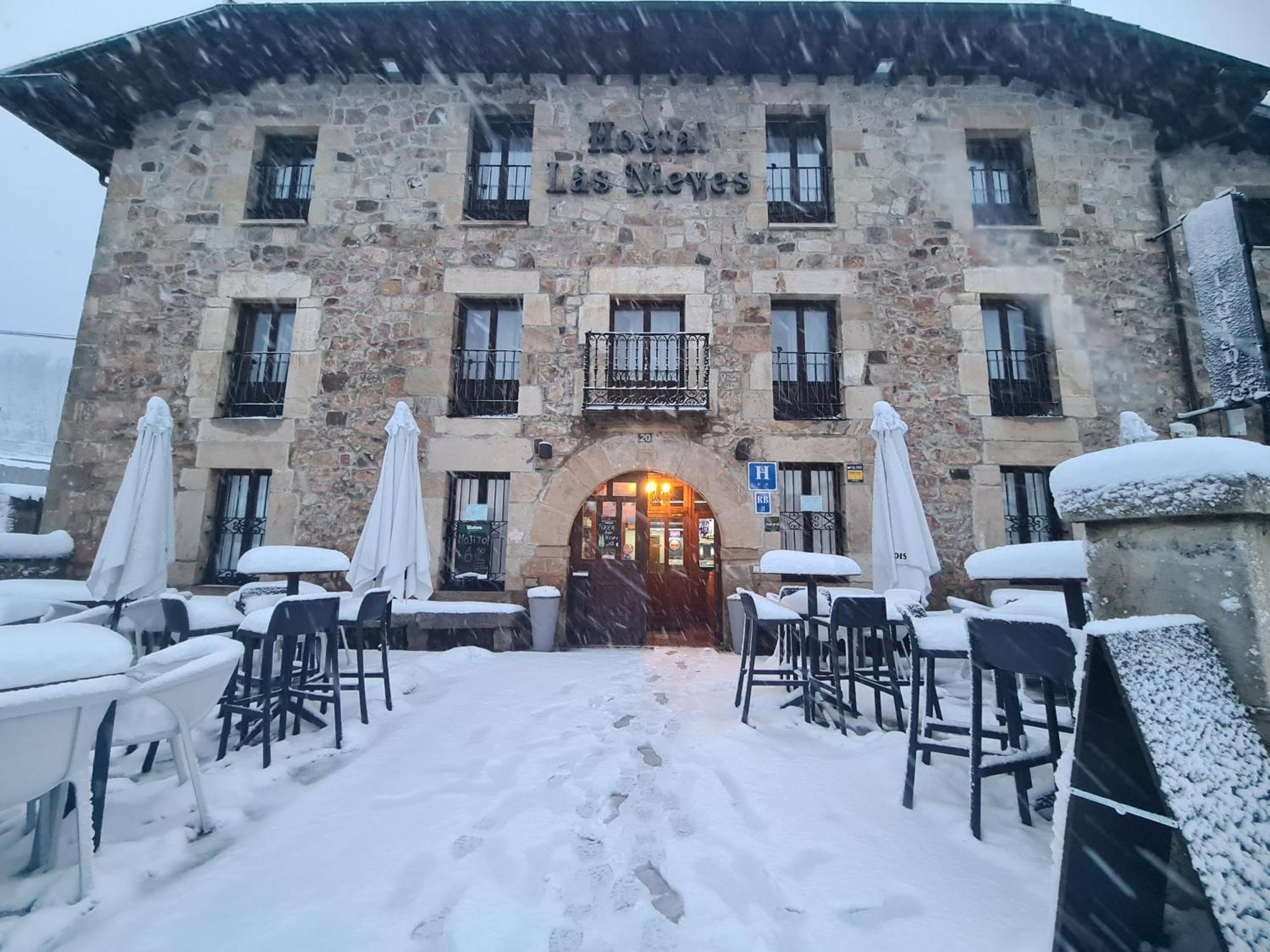 Hostal Las Nieves Salduero Extérieur photo