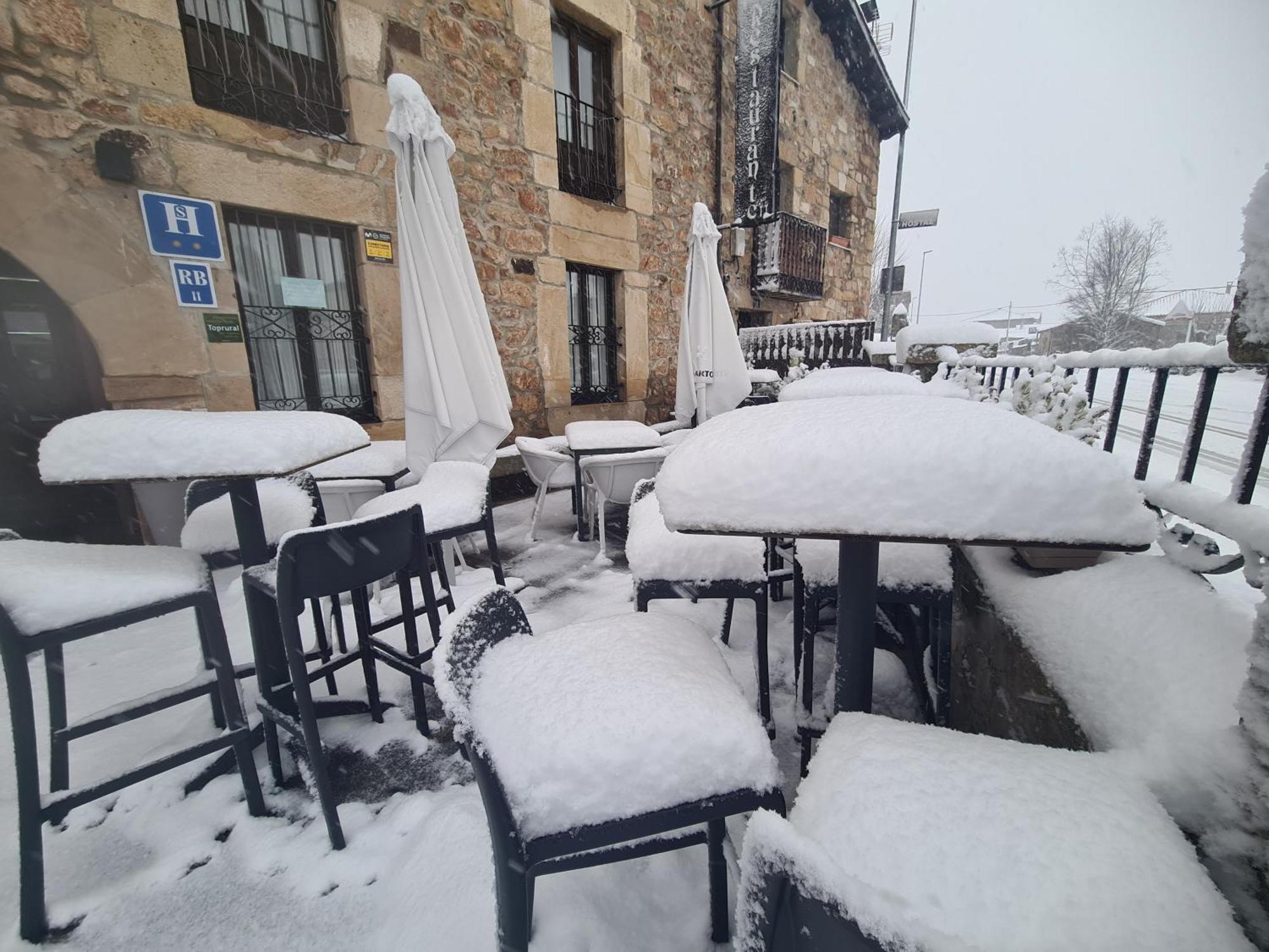 Hostal Las Nieves Salduero Extérieur photo